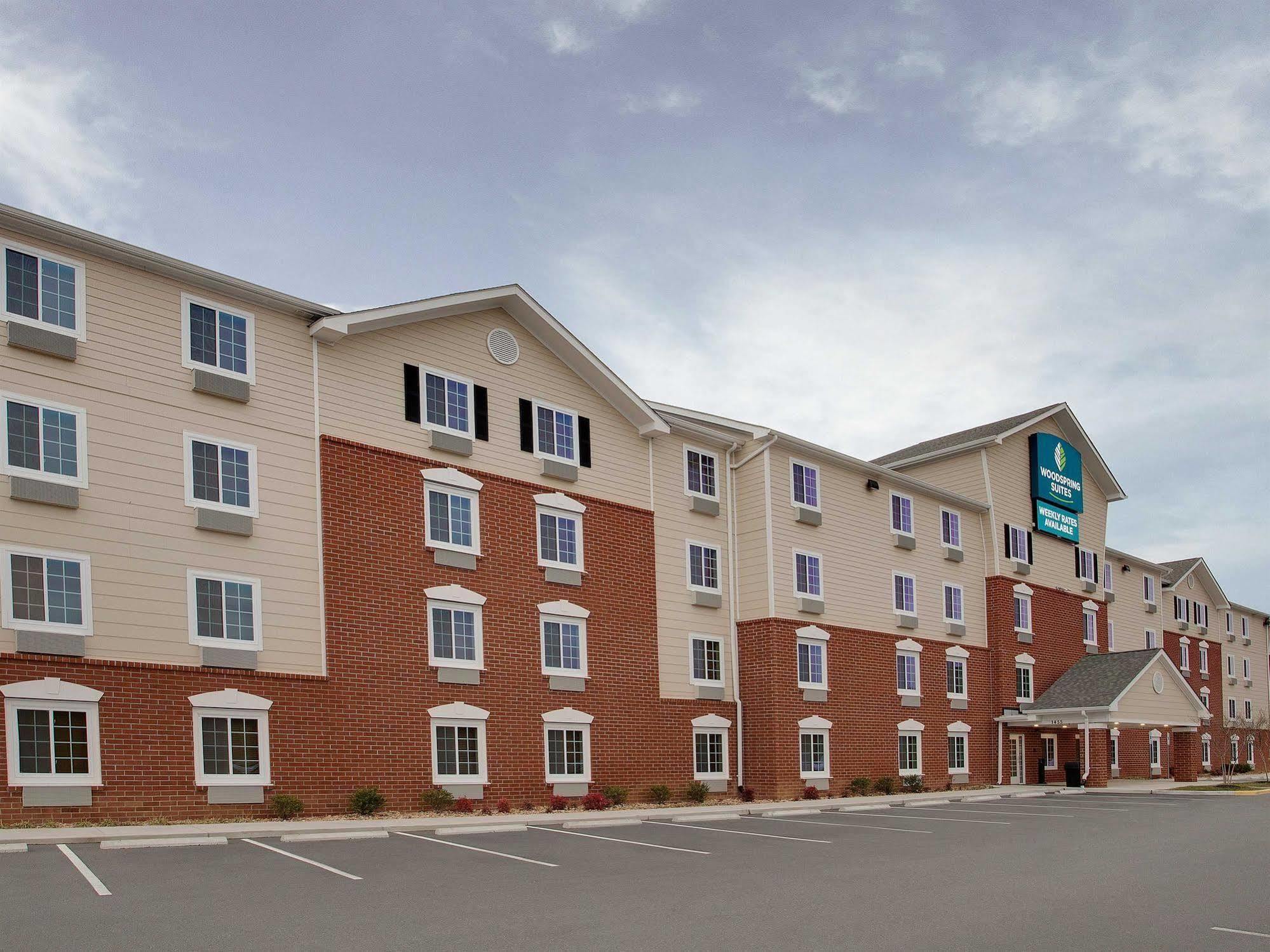 Woodspring Suites Fredericksburg Buitenkant foto