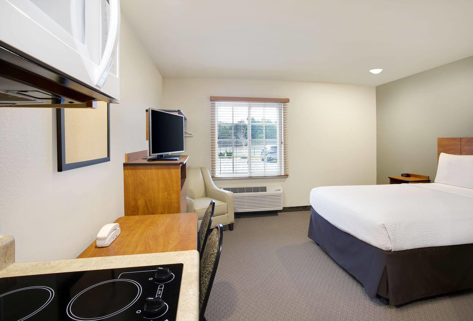 Woodspring Suites Fredericksburg Buitenkant foto